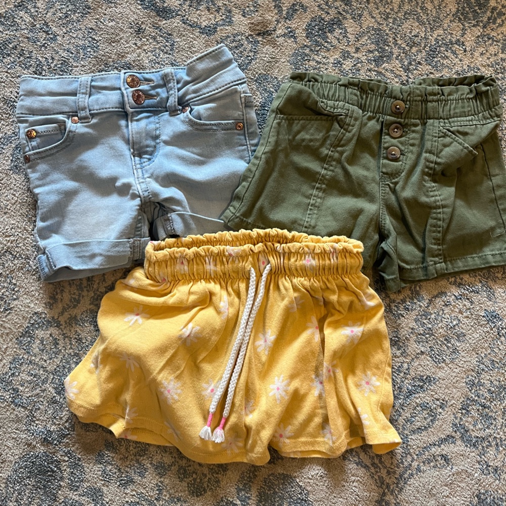 3T Girls Yellow, Light Blue, and Green Shorts Set